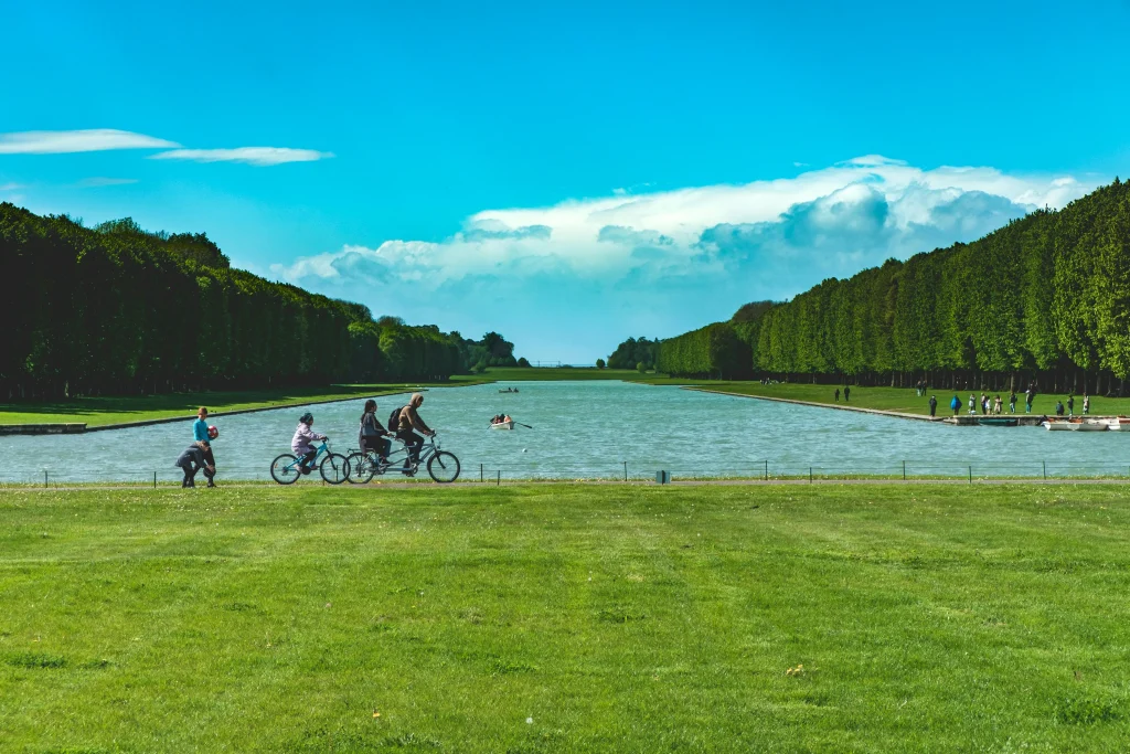 "Anne Hidalgo: París, paraíso ciclista con +1.000 km de carriles."