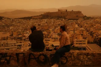 "Una fascinante combinación de fuerzas de la naturaleza en Atenas".