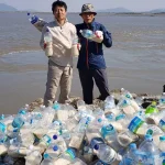 Desde Corea del Sur, envía arroz en botellas para socorrer a Corea del Norte.