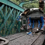 "Investigación en curso: esclareciendo el accidente de los trenes"