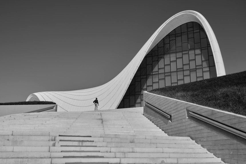 Zaha Hadid, la Mujer Ícono en la Arquitectura Contemporánea