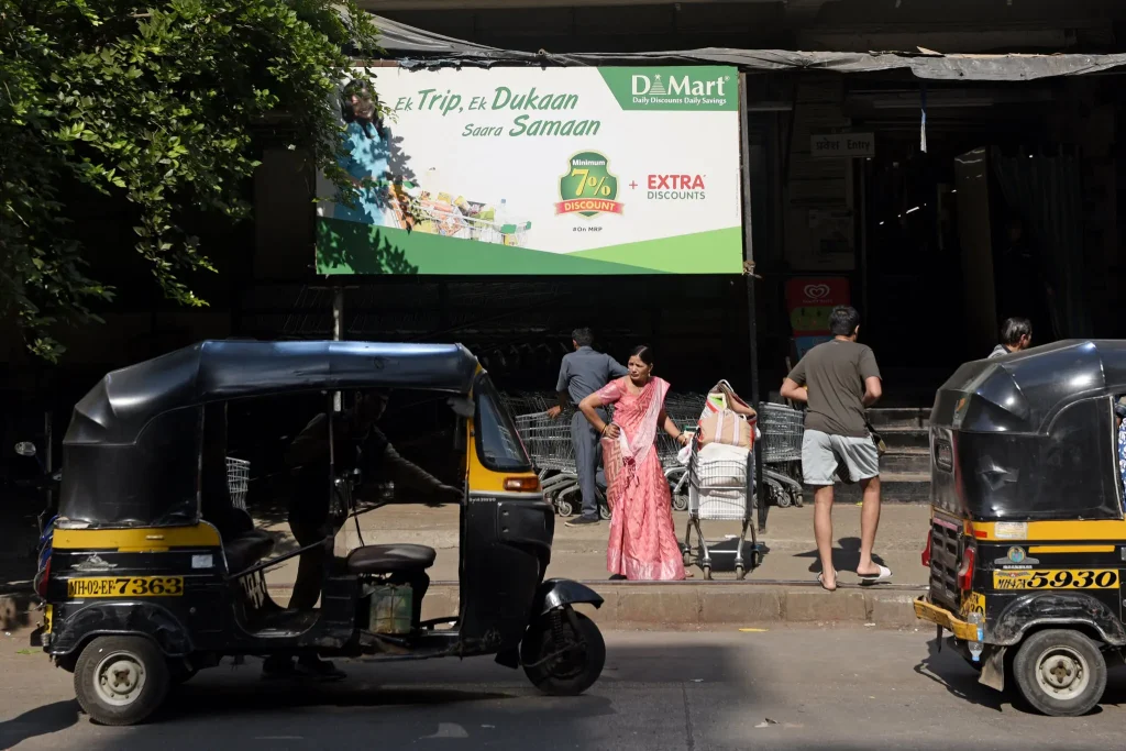 "Bombay vive una boda fastuosa y polémica"