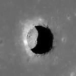 Descubrimiento de una cueva en la luna que podría revolucionar la exploración espacial y la vida en nuestro satélite natural.