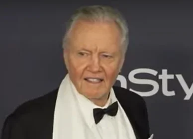 "El Grito de Jon Voight: Brad Pitt, Es Hora de Terminar el Caos con Angelina Jolie"