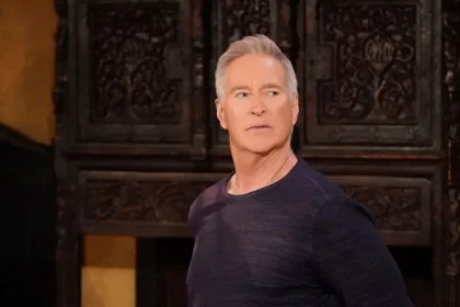 El mundo del entretenimiento se ha vestido de luto tras la noticia del fallecimiento de Drake Hogestyn, conocido por su emblemático papel como John Black en la longeva telenovela "Days of Our Lives".