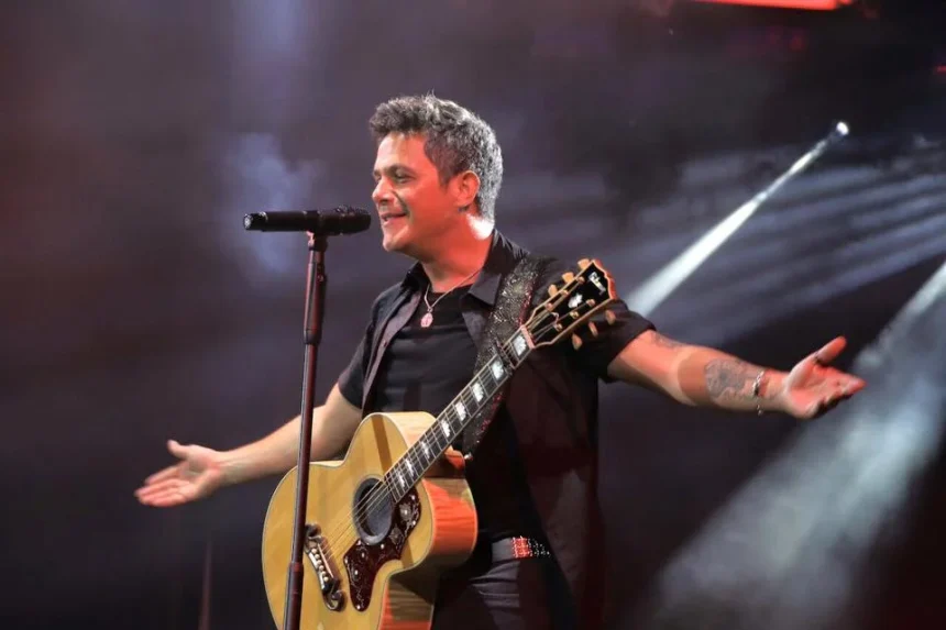 "Alejandro Sanz: La Leyenda de la Música Latina que Recibe el Premio Billboard a la Trayectoria Artística 2024"