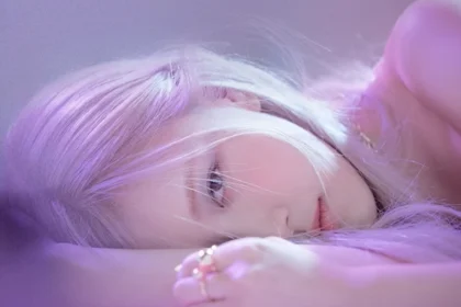 "Rosé de BLACKPINK: Todo lo que Debes Saber sobre su Primer Álbum en Solitario 'Rosie'"