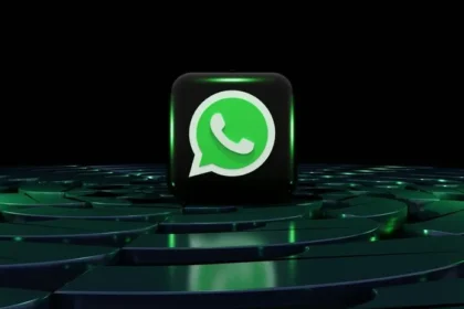 WhatsApp, la plataforma de mensajería instantánea más utilizada a nivel mundial, se prepara para introducir una actualización que podría cambiar por completo su apariencia, y con ello, la experiencia de sus miles de millones de usuarios. Con esta nueva función, WhatsApp permitirá a sus usuarios personalizar el color de la aplicación