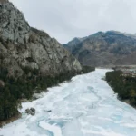 El río Hudson congelado Impacto climático y el sorprendente fenómeno natural impresionante en este 2025