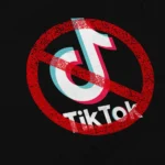 El pasado viernes, la Corte Suprema de Estados Unidos ratificó una decisiva ley que prohíbe la operación de TikTok en el país a partir del 19 de enero, salvo que su empresa matriz china, ByteDance, venda sus operaciones a un comprador estadounidense. Esta decisión marca un hito en la regulación de plataformas digitales extranjeras, generando un debate sobre la seguridad nacional, la libertad de expresión y el futuro de la tecnología en un mundo globalizado.