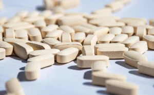 Cómo se Preparan las Pastillas para Salir al Mercado 2 De la Ciencia al Mercado: Cómo se Crean y Aprueban los Medicamentos"