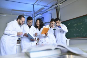 Cómo se Preparan las Pastillas para Salir al Mercado 4 De la Ciencia al Mercado: Cómo se Crean y Aprueban los Medicamentos"
