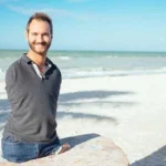 Nick Vujicic: 15 Hechos Sorprendentes sobre su Vida y Logros