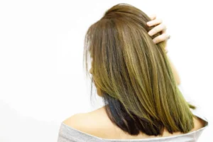 Consejos para Cuidar el Cabello Teñido: Guía Completa para un Color Duradero y Saludable 2 Consejos para Cuidar el Cabello Teñido: Guía Completa para un Color Duradero y Saludable