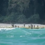 ¡ALERTA GLOBAL! La Tribu que Mata a Cualquiera que se Acerque Por Qué los Sentinelese Deben Seguir Aislados en este 2025