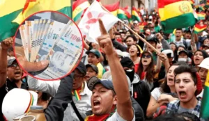 Al borde del colapso. Bolivia se vuelca al Peru en busca de combustible y dolares para evitar la paralisis total 1