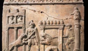 Durante siglos, los relatos sobre gladiadores enfrentándose a bestias salvajes en la arena del Imperio romano parecían leyendas sostenidas por textos antiguos y frescos desvaídos. Pero un hallazgo forense en York, Reino Unido, ha proporcionado la primera prueba física e irrefutable de estos combates brutales. El descubrimiento de las marcas de mordedura de un león en los restos óseos de un gladiador ha abierto una nueva ventana al pasado, revelando la brutalidad del entretenimiento romano en los confines del imperio.
