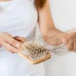 Top 10 Causas Científicas por las que se Cae el Cabello y Cómo Prevenirlo